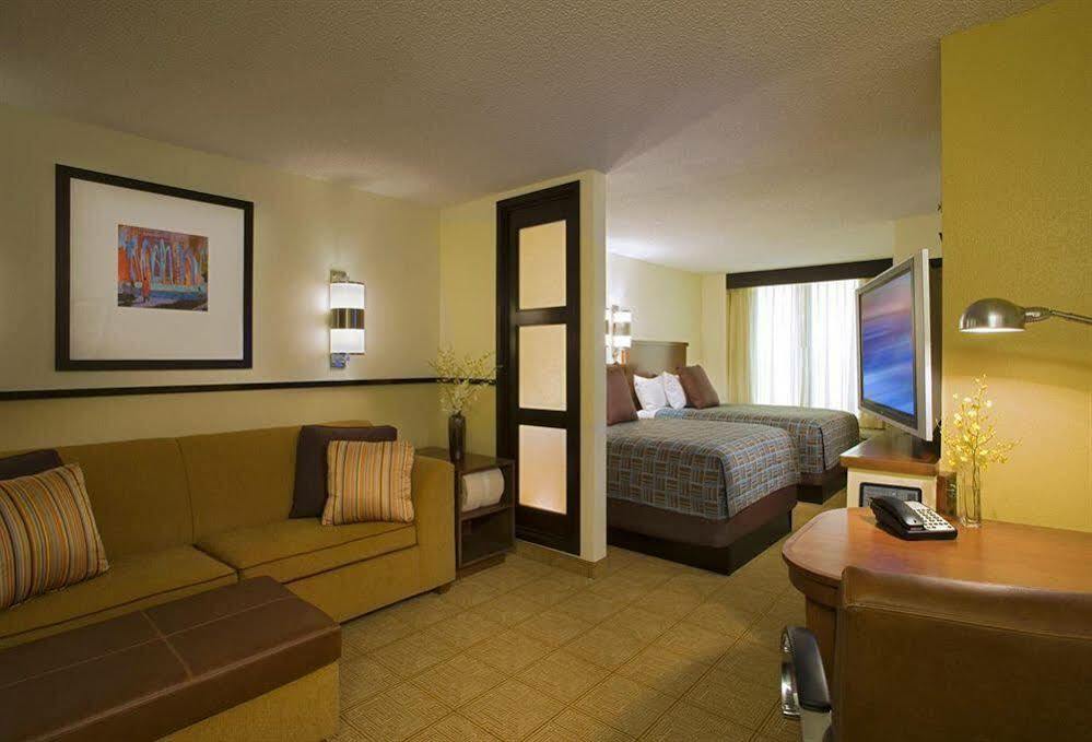 Hyatt Place Dallas Park Central Exterior foto